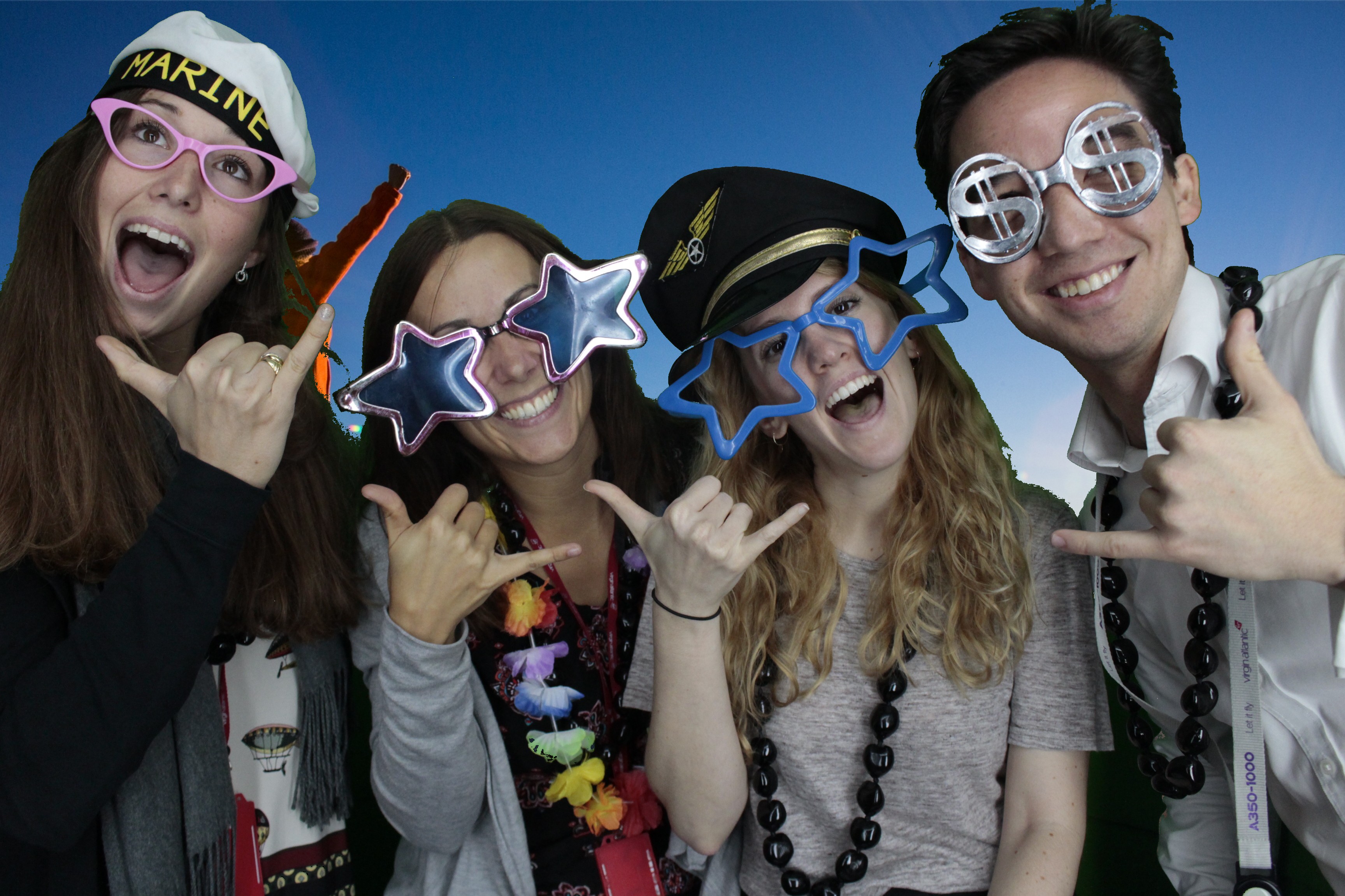 Hawaii Theme Virgin Holidays | View more photos from the event at gallery.myphotoboothexperience.co.uk/u/MyPhotoBoothExperienceLtd/Hawaii-Theme-Virgin-Holidays